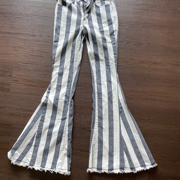 Boutique Flare Jeans - Picture 2 of 3